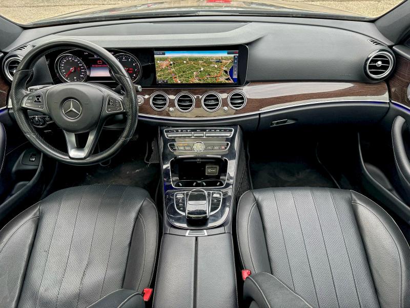 Фото 10 - MERCEDES-BENZ E-CLASS
