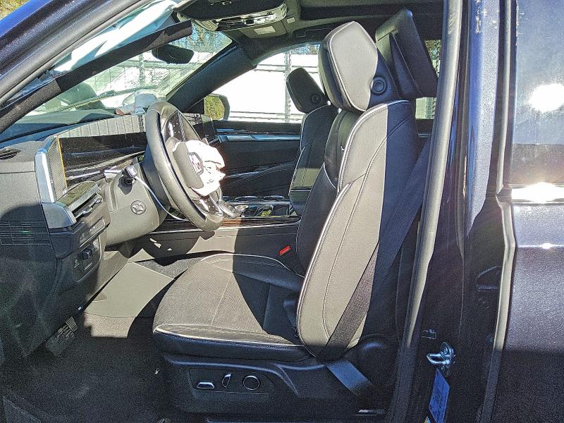 Фото 7 - CADILLAC ESCALADE