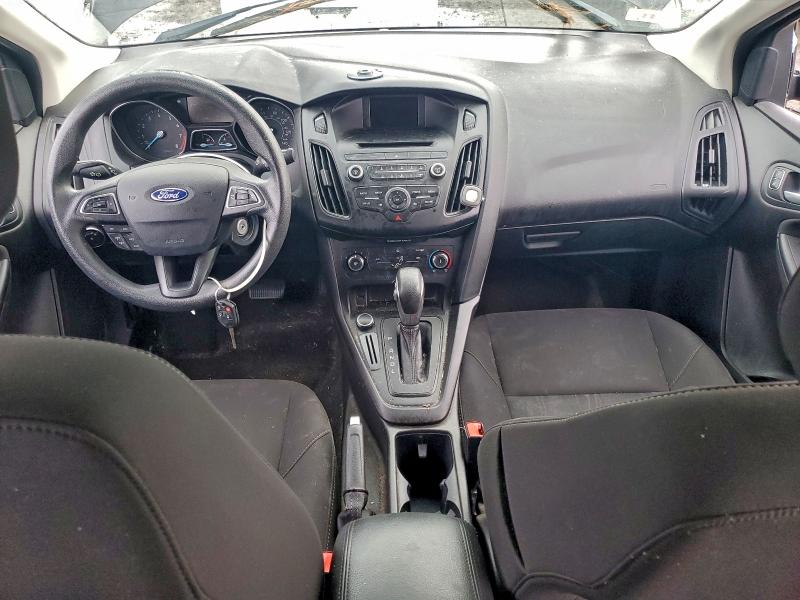 Фото 8 - FORD FOCUS