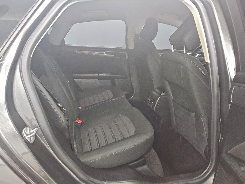 Фото 10 - FORD FUSION