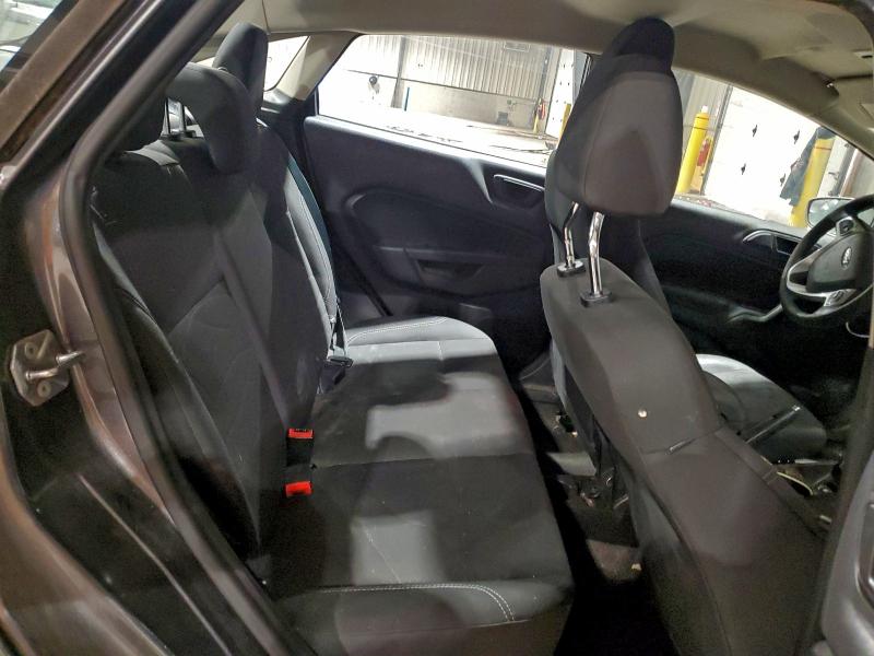 Фото 10 - FORD FIESTA