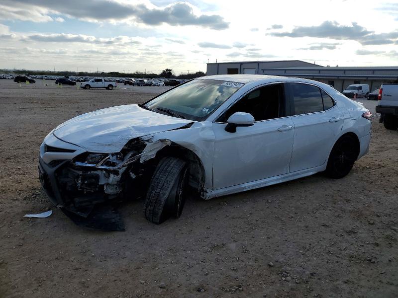 Фото 1 - TOYOTA CAMRY