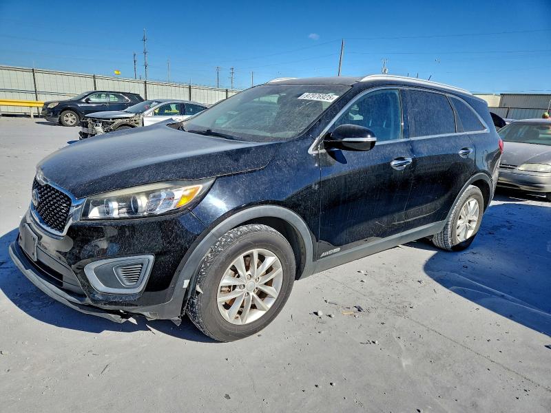 Фото 1 - KIA SORENTO