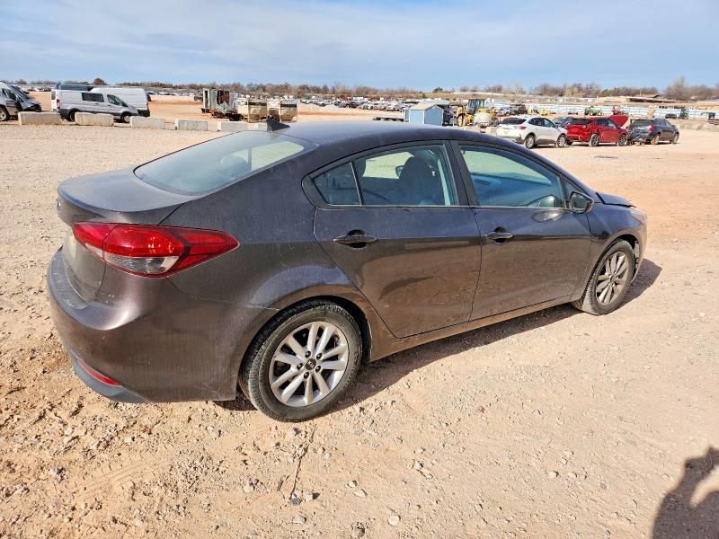 Фото 3 - KIA FORTE