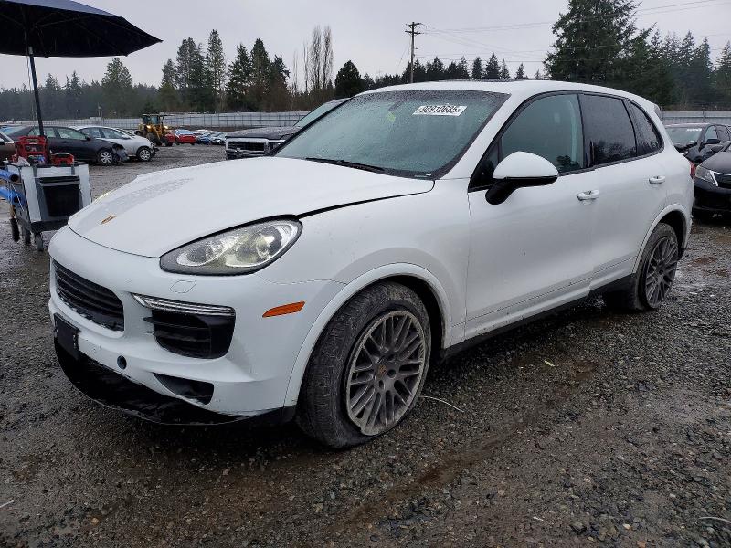 2017 PORSCHE CAYENNE