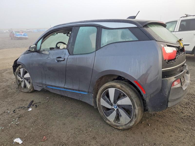 Фото 2 - BMW I SERIES