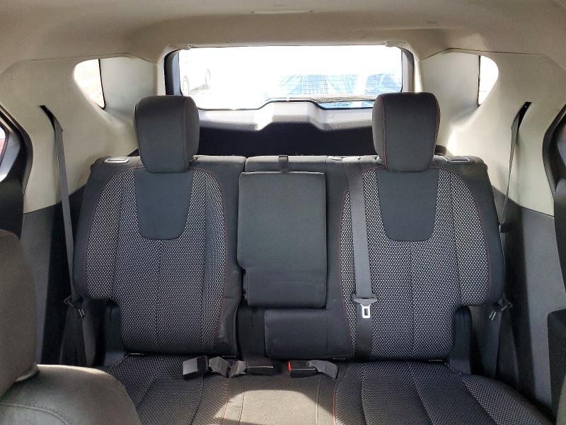 Фото 10 - CHEVROLET EQUINOX