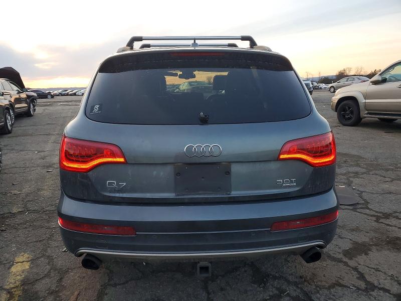 Фото 6 - AUDI Q7