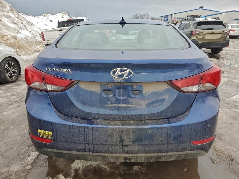 Фото 6 - HYUNDAI ELANTRA