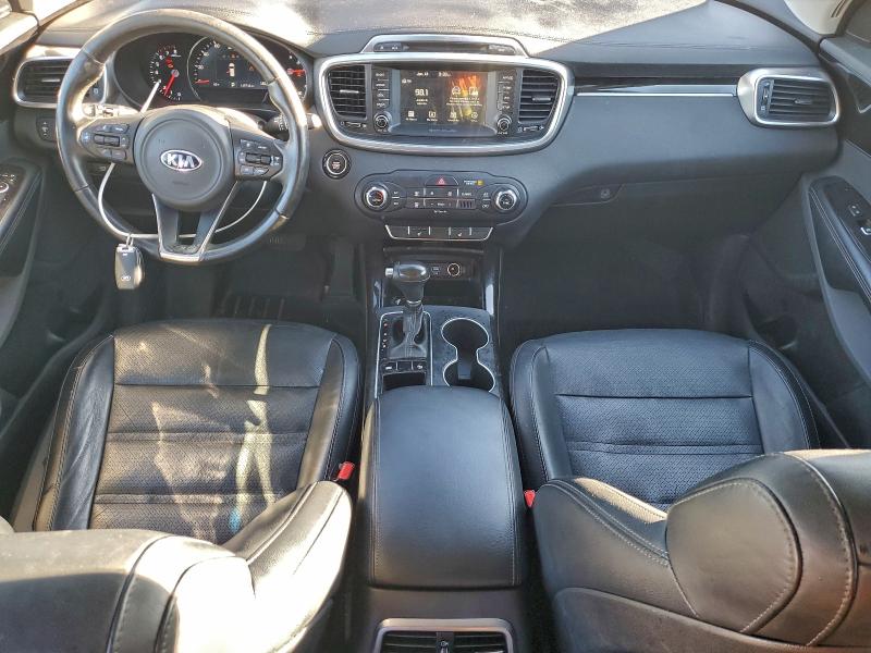 Фото 8 - KIA SORENTO