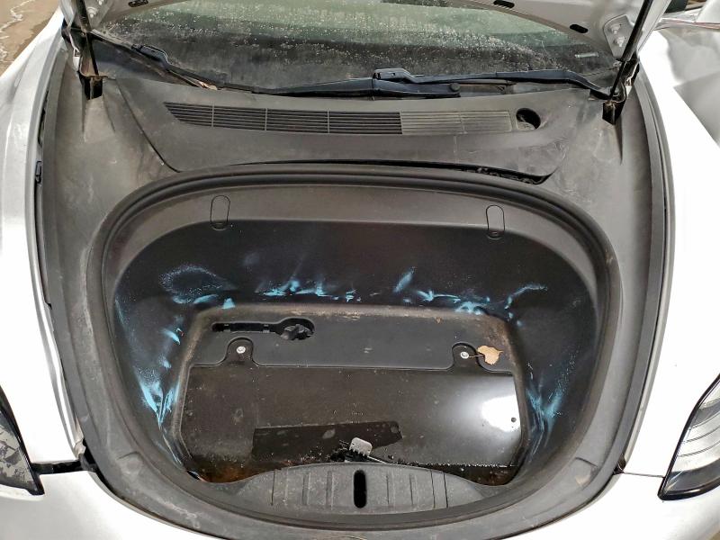 Фото 11 - TESLA MODEL 3