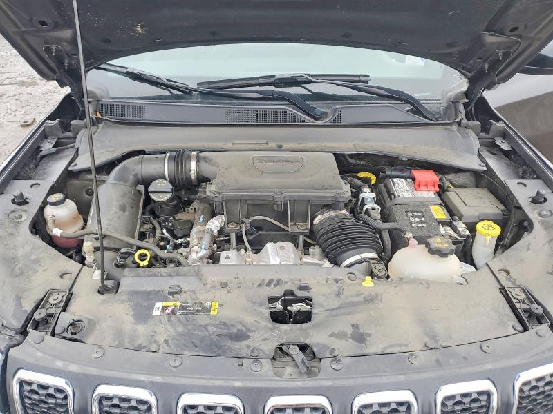 Фото 12 - JEEP COMPASS