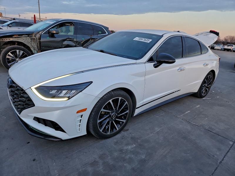 Фото 1 - HYUNDAI SONATA