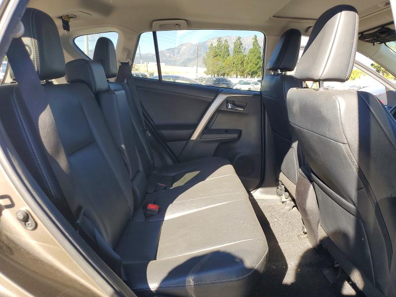 Фото 11 - TOYOTA RAV4