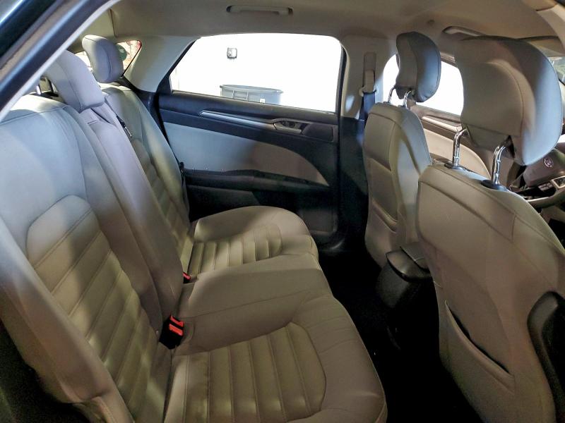 Фото 10 - FORD FUSION