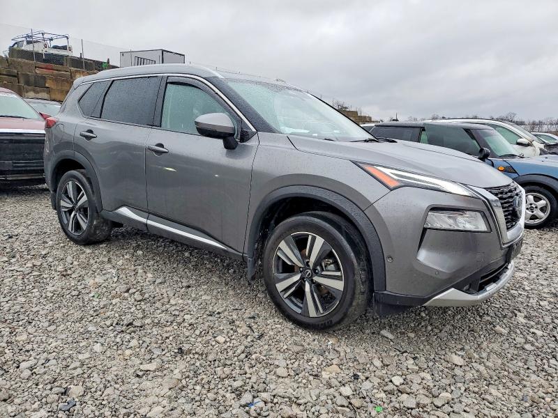 Фото 4 - NISSAN ROGUE