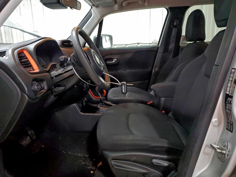 Фото 7 - JEEP RENEGADE