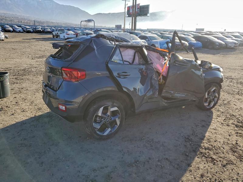 Фото 3 - HYUNDAI VENUE