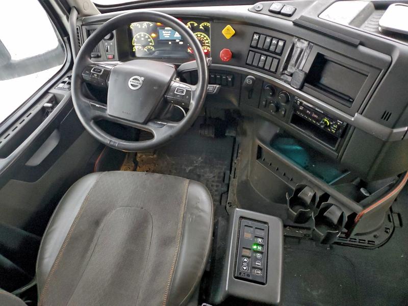 Фото 9 - VOLVO All Models