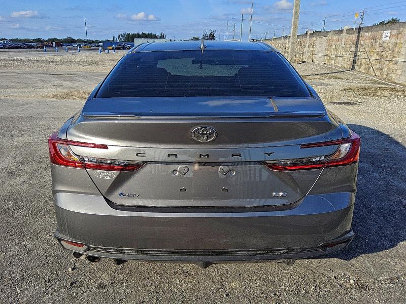 Фото 6 - TOYOTA CAMRY