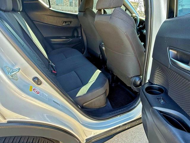 Фото 6 - TOYOTA C-HR