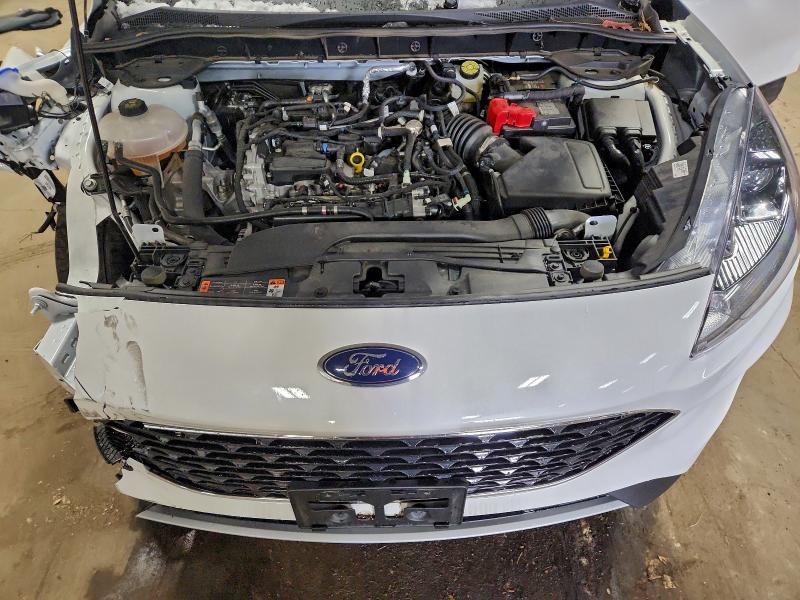 Фото 12 - FORD ESCAPE