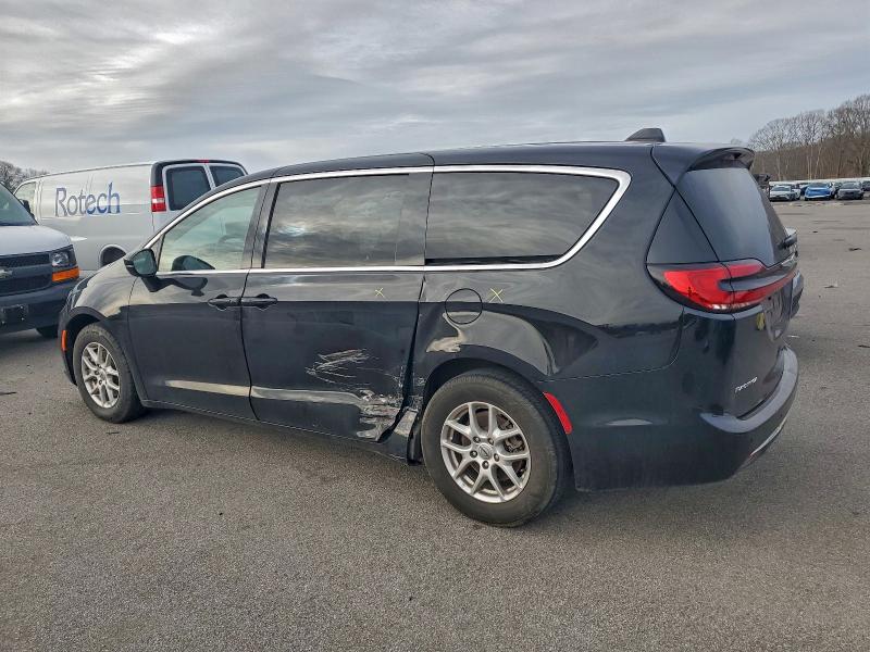 Фото 2 - CHRYSLER PACIFICA