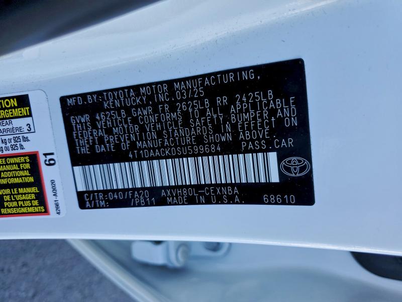 Фото 13 - TOYOTA CAMRY