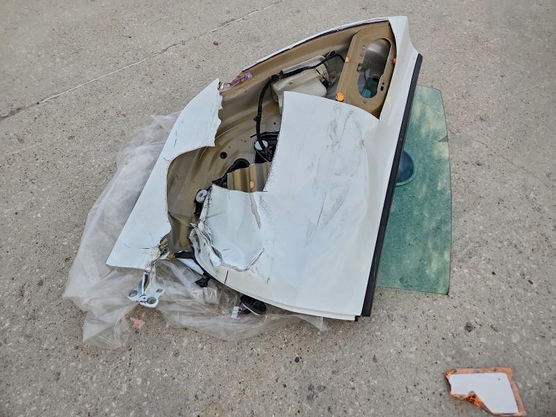 Фото 12 - TESLA MODEL 3