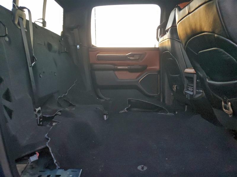 Фото 10 - RAM 1500