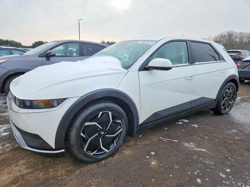 Фото 1 - HYUNDAI IONIQ