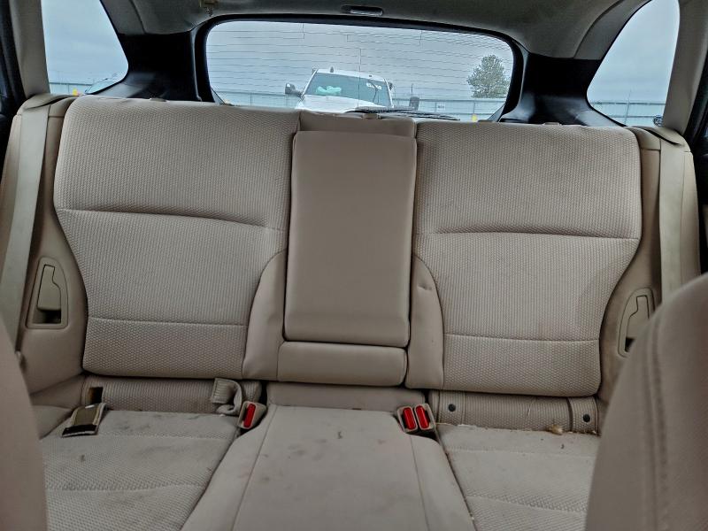 Фото 10 - SUBARU OUTBACK