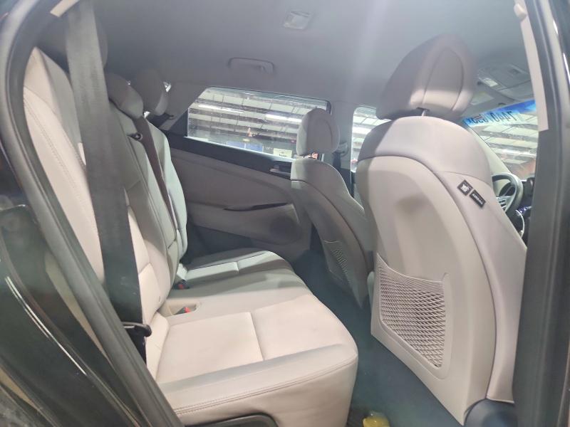 Фото 11 - HYUNDAI TUCSON