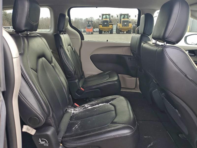 Фото 11 - CHRYSLER PACIFICA