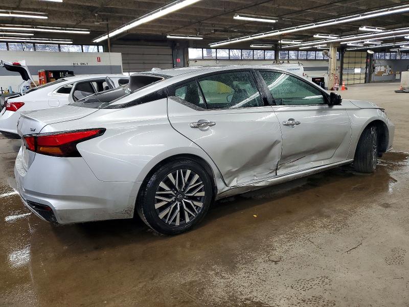 Фото 3 - NISSAN ALTIMA