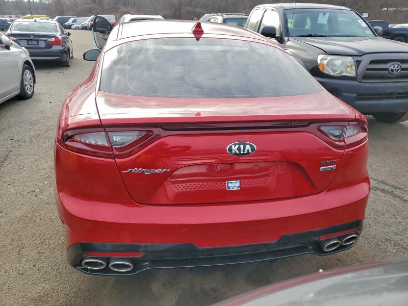Фото 6 - KIA STINGER