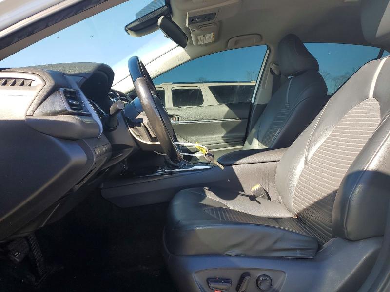 Фото 7 - TOYOTA CAMRY