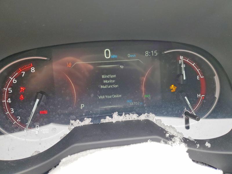 Фото 9 - TOYOTA RAV4