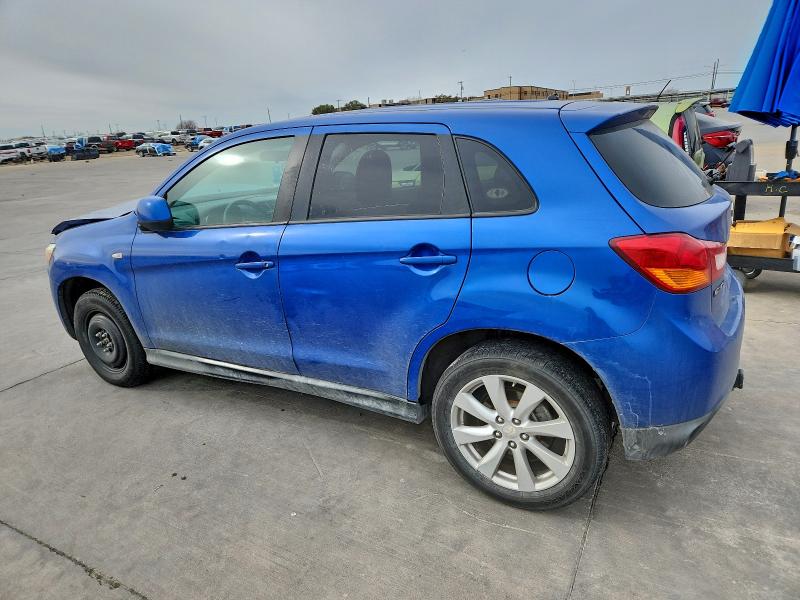 Фото 2 - MITSUBISHI OUTLANDER