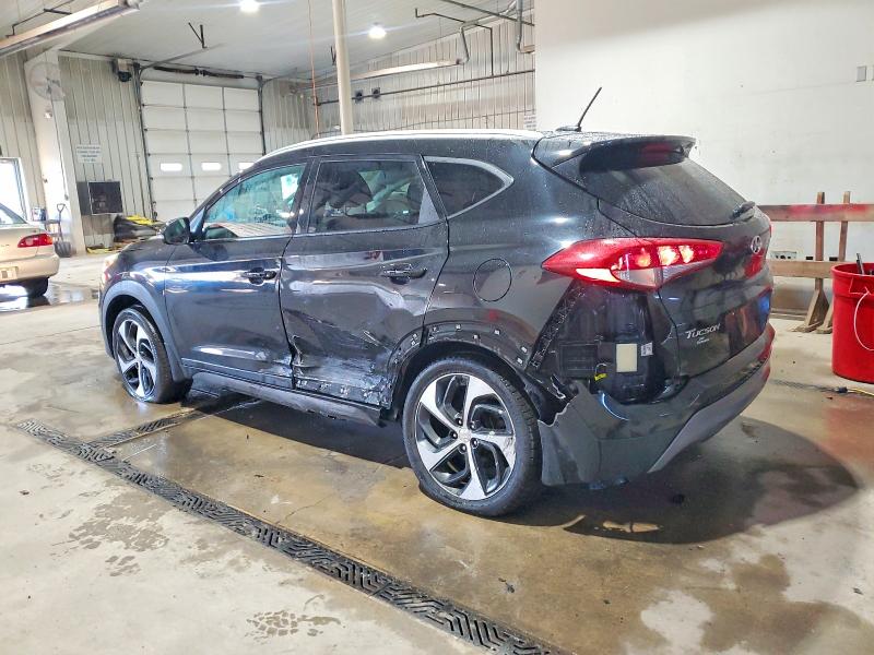 Фото 2 - HYUNDAI TUCSON