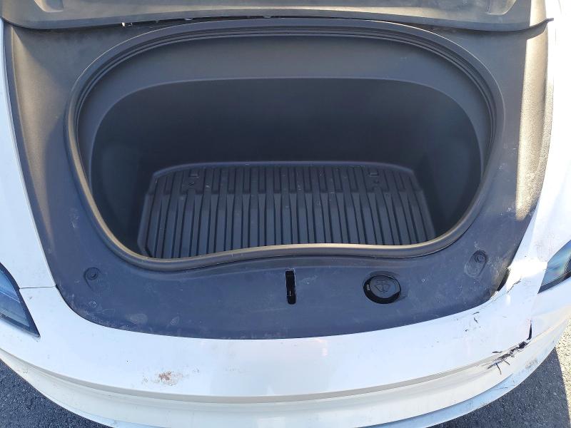 Фото 11 - TESLA MODEL 3