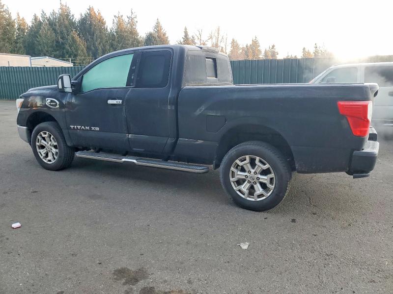 Фото 2 - NISSAN TITAN