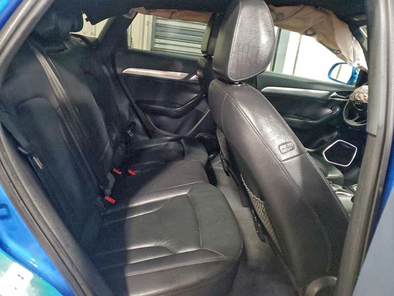 Фото 11 - AUDI Q3