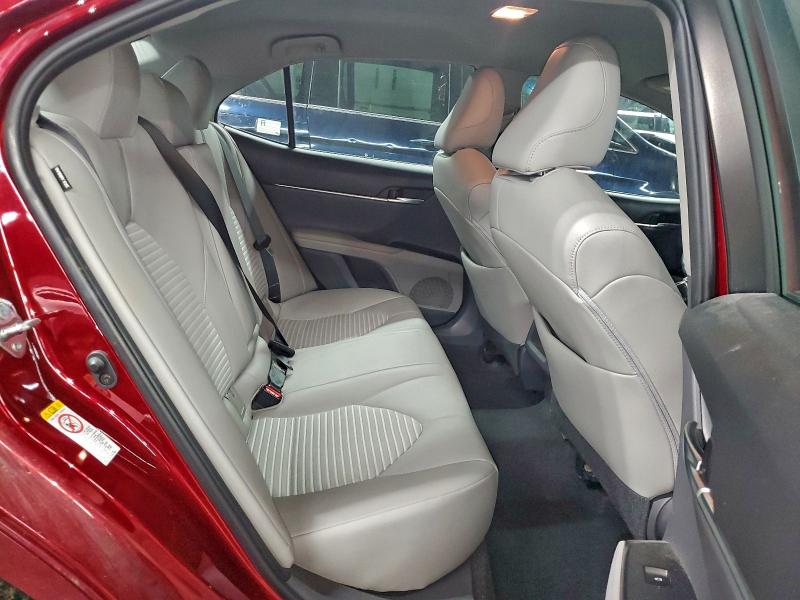 Фото 10 - TOYOTA CAMRY