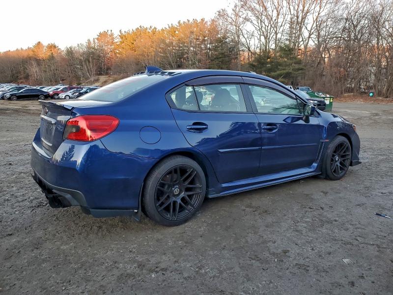 Фото 3 - SUBARU WRX