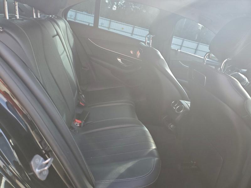 Фото 10 - MERCEDES-BENZ E-CLASS