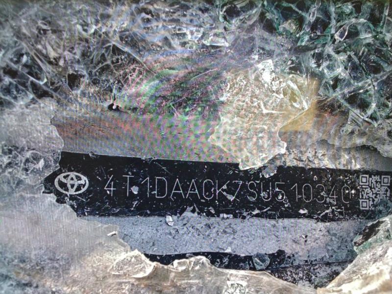 Фото 12 - TOYOTA CAMRY