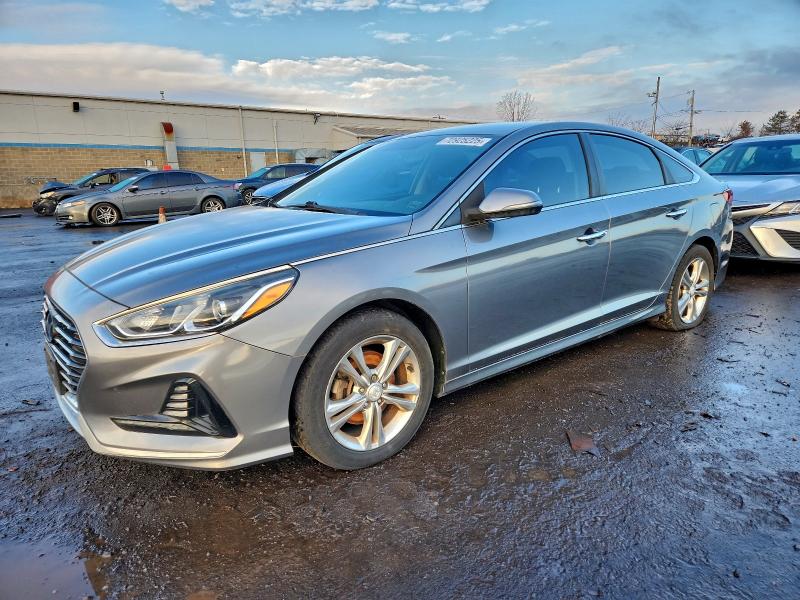 Фото 1 - HYUNDAI SONATA