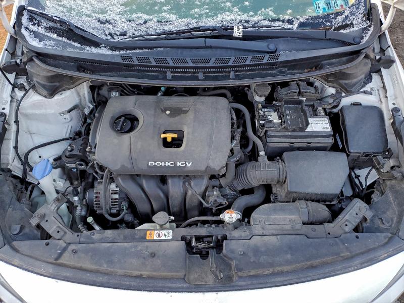 Фото 11 - KIA FORTE