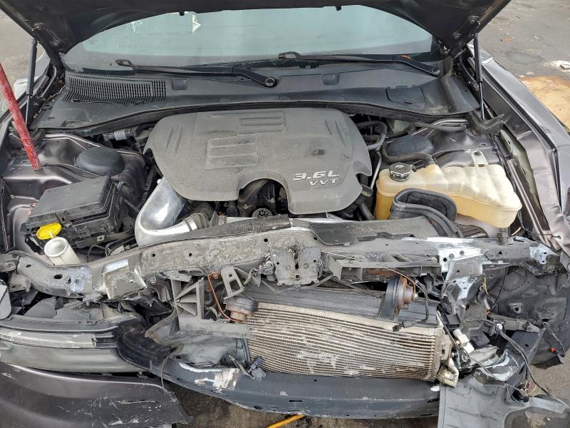 Фото 11 - DODGE CHARGER